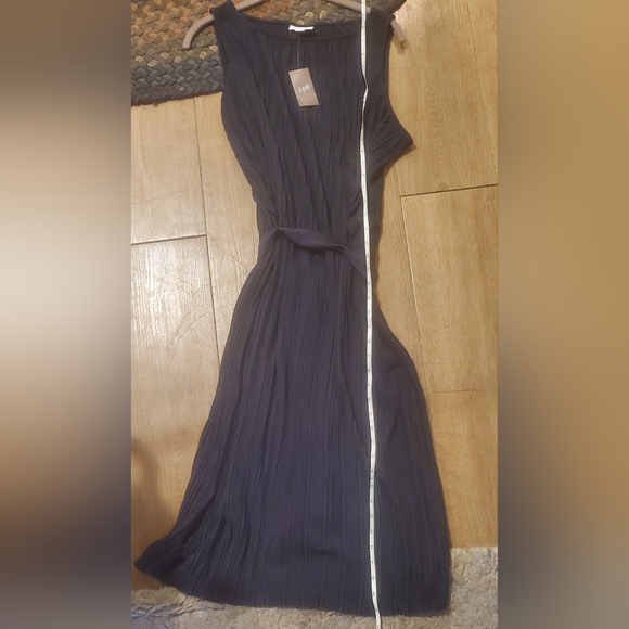 NWT J. Jill Navy Blue Top-to-Bottom Pleated Sleeveless Maxi Dress. - Picture 13 of 15